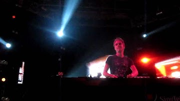 Armin van Buuren @ ZoukOut 2009 Singapore~Paul van Dyke~Home