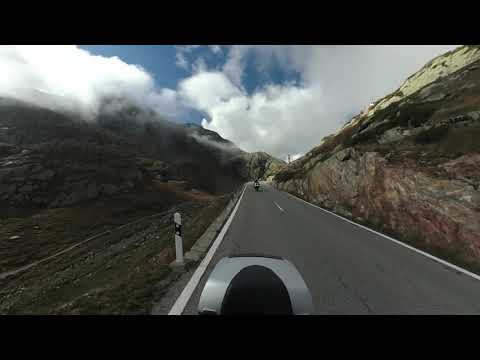 Les Megariders sur le col du Grand San Bernard