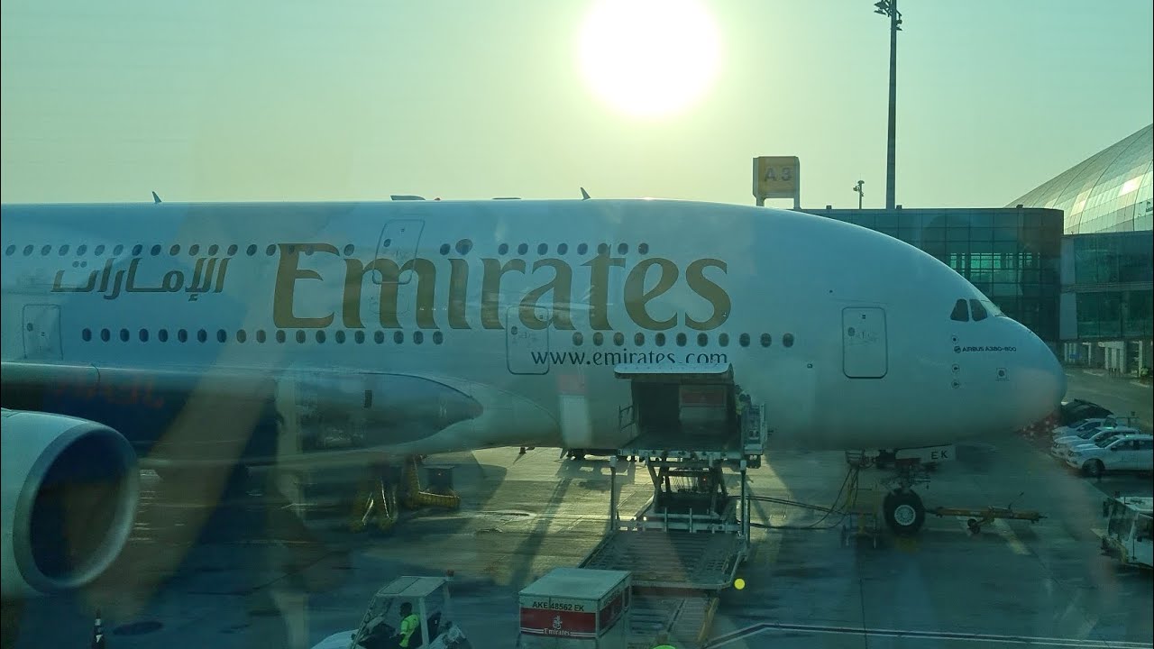 EMIRATES A380 | Economy London - Dubai (trip report) | EK10 LGW-DXB