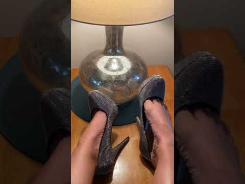High Heels! Off-Barefoot