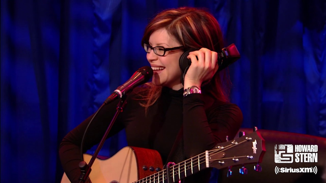 Lisa Loeb “Stay” on the Howard Stern Show (2006)