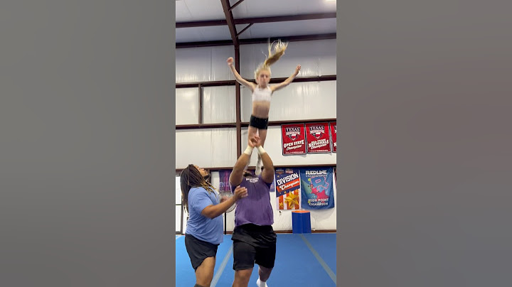 THANKFUL for my coach🙌🏼 #fail #fails #cheerleading #stunting #stunt