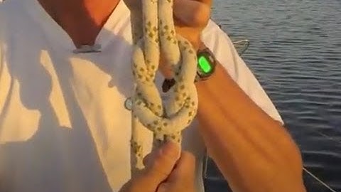 Sailing tips: How to tie a reef knot