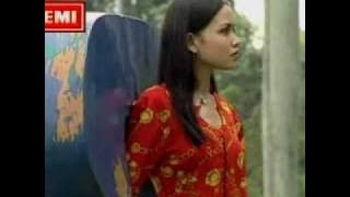 D.J DAVE- SAAT YANG KU NANTI karaoke