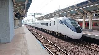 綠3000!372次,EMU3000新自強急行,潮州進站。