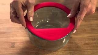 Pyrex - Premium No Leak Lids 4 Cup Glass Storage