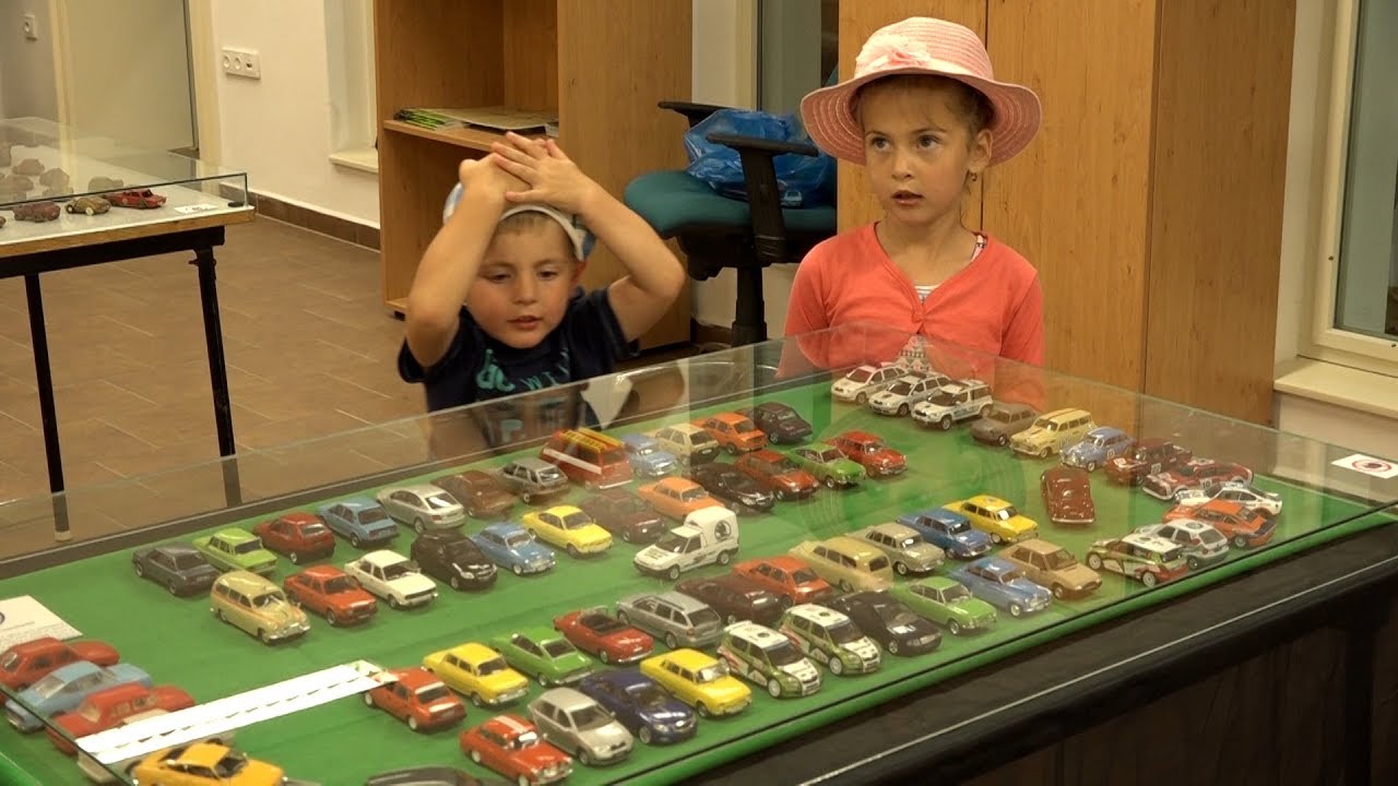 Autíčka a retro hračky v Dešenicích