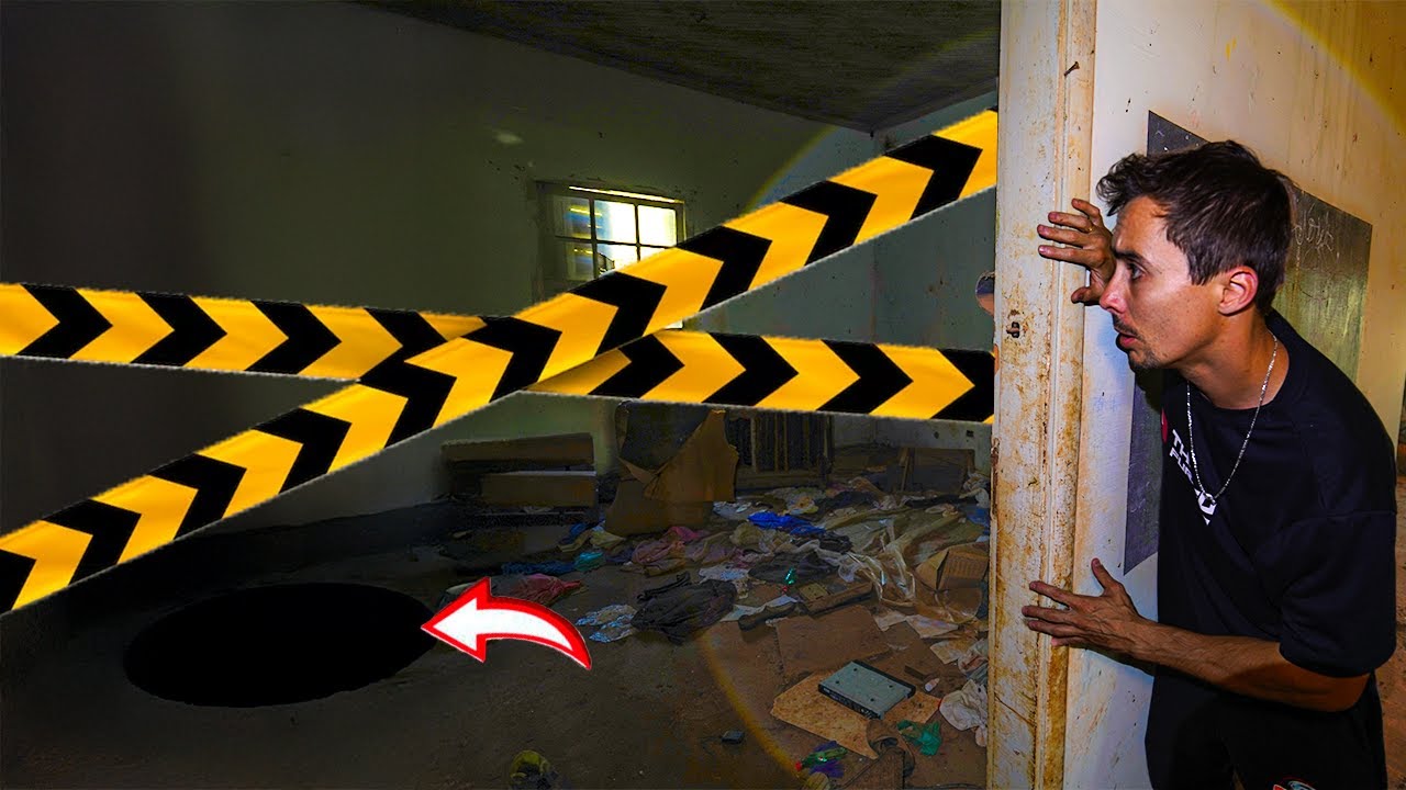 CUIDADO THAIS É BEM ALI QUE DENTRO DESSE QUARTO...