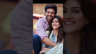 Kirti Sonan With Friends