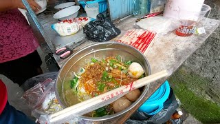 DI GG SEMPIT ADA KULINER LEGENDARIS  JUALAN INI SMP MEMBESARKAN 6 ANAKNYA - INDONESIAN STREET FOOD