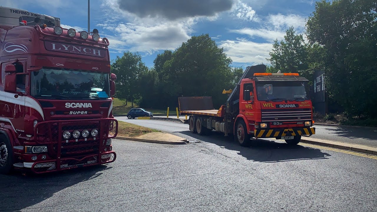 Truck Spotting UK - Birchanger Green Services M11 #5