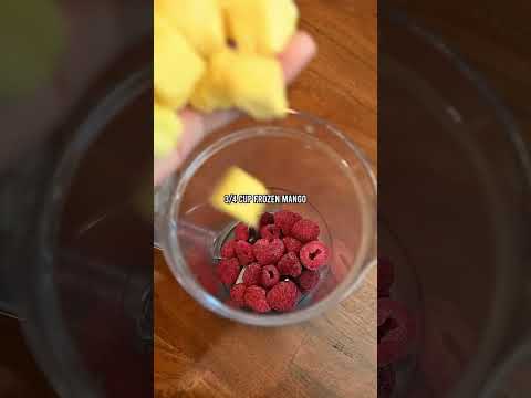 Raspberry mango smoothie