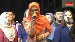 Anak kecil main api by Dato Seri Siti Nurhaliza