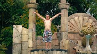 SG52 - Adventure Cove Waterpark