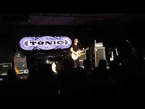 Lemon Parade by Tonic