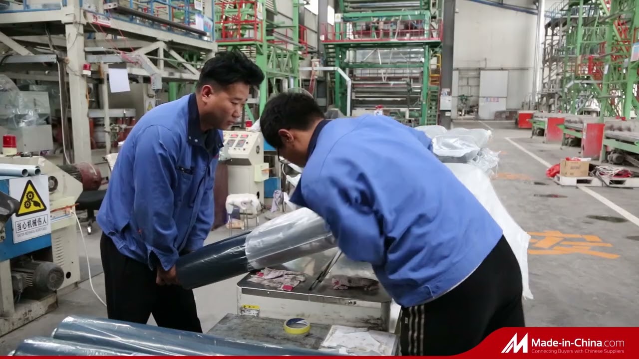 25 micron silver black mulch film is in production, welcome to order.