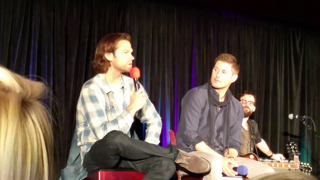 Was that Jensen Ackles in the green thong?