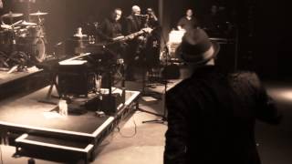 Video thumbnail of "Paul Carrack - What's Going On (Live) (Exclusive)"