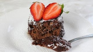 A delicious chocolate nutella mug cake cooked in the microwave just
couple of minutes! i guarantee you are going to love this recipe!
subscribe my ch...