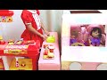 ダンボール車でドライブスルー ハンバーガー メルちゃん / Drive Thru : Cardboard Car and Burger shop Toy