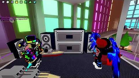 1v1ing Random People on Funky Friday