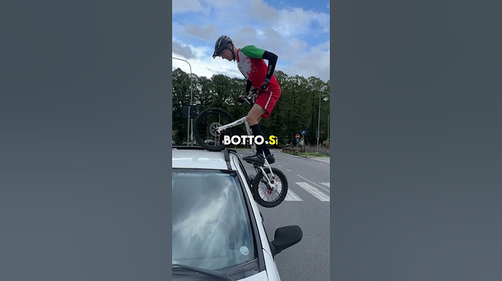 Salto sopra un'Auto in Bici! 🚗🤨