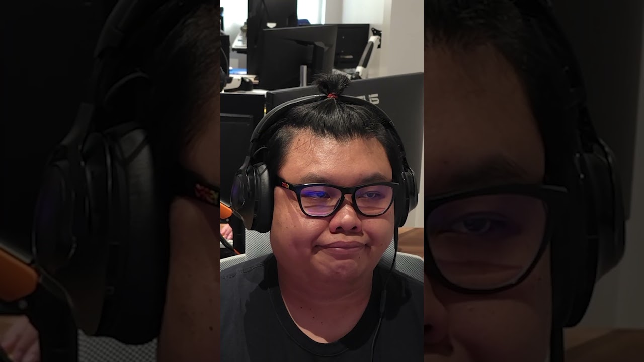 เมื่อฉันนั่งทำงานกับแวมไพร์ ออฟฟิศใครเป็นงี้มั่ง !? #ExtremeIT