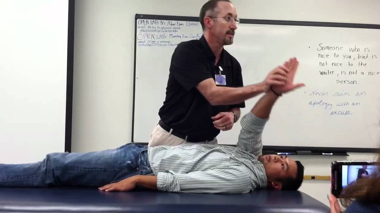 Pnf shoulder stretching - YouTube