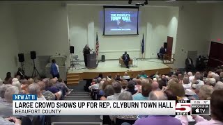 VIDEO: Large crowd shows up for Congressman Jim Clyburn’s town hall in Beaufort