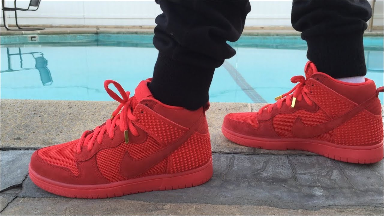 red octobers on feet