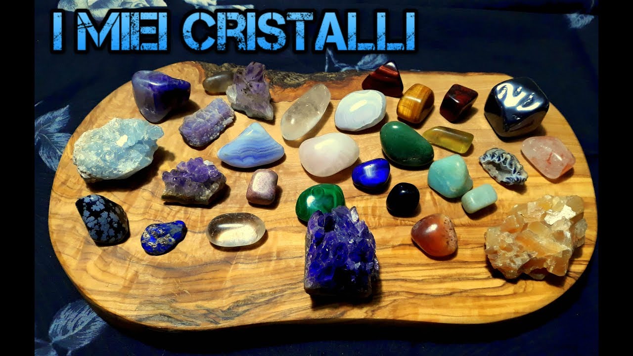 [ASMR] CREIAMO UNA TAVOLOZZA DI CRISTALLI - (WHISPERING - SHOW AND TELL - ASMR ITA)