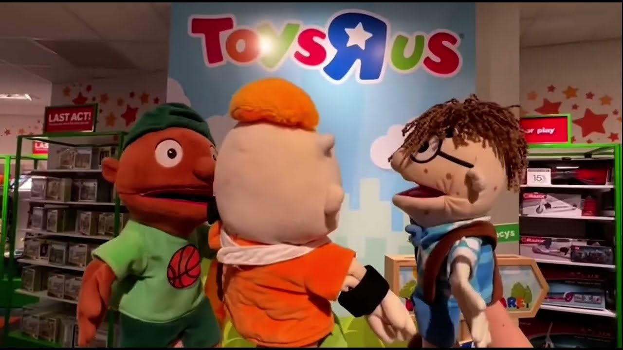 JR - Toys R Us is back (feat. Joseph, Cody)