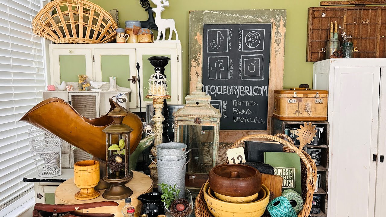 vintage-decor-haul-from-the-goodwill-bins-thrifting-for-resell-live