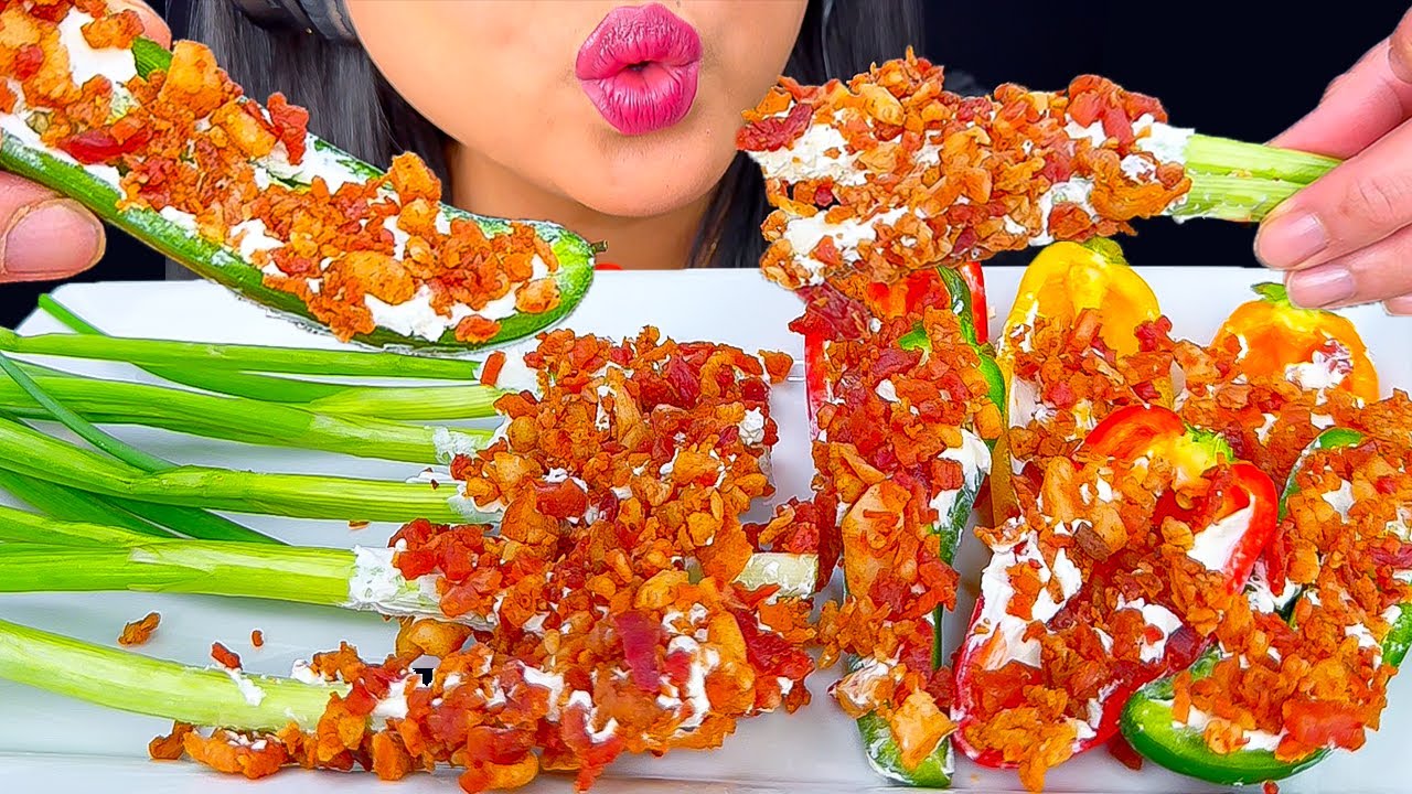 ASMR CREAM CHEESE BACON RAW GREEN ONIONS & FRESH RAW JALAPEÑO POPPERS | MUKBANG | ASMR Phan