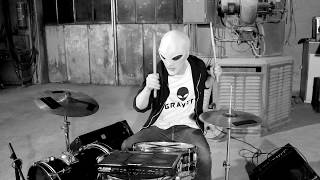 An alien playing Drums (GRAViiTY - Union Youth)