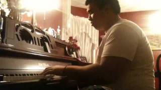 Video thumbnail of "Through the wire- piano cover"