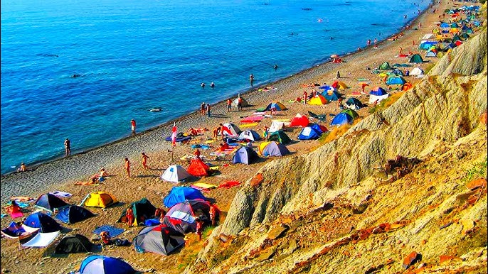 Украина Нудист НУДИСТСКИЙ ПЛЯЖ в Крыму - ЛИСЬКА. ОШАЛЕТЬ нудисты ЗАХВАТИЛИ пляж и живут в  палаточном городке. - YouTube