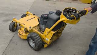 Hustler TrimStar 927400 Commercial Walk-Behind Mower – Working