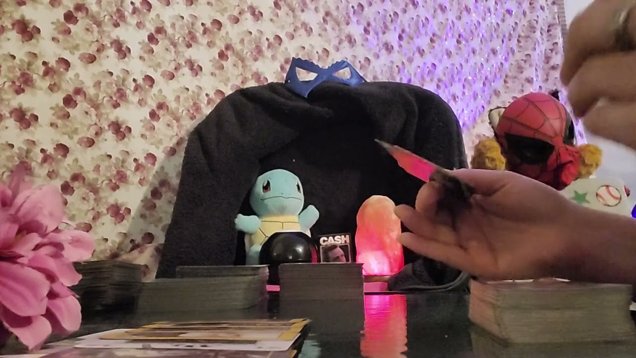 DM & DF watch out for this unstable ex-wife/ex-girlfriend she is 🤬