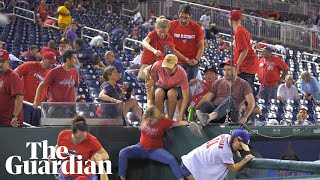 MLB: fans leave stadium after shots heard during Padres-Nationals game