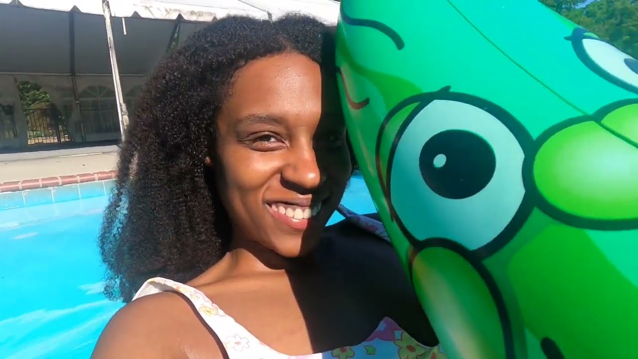 Barbie Bikini Swimsuit Haul | Forever 21 x Barbie Collection 2022 Swimsuits | Pool Float 💖🛟🩱💦👙