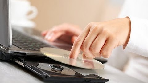 Computer Repair Video Tutorial Place the Ultimate Boot CD on a Flash Drive