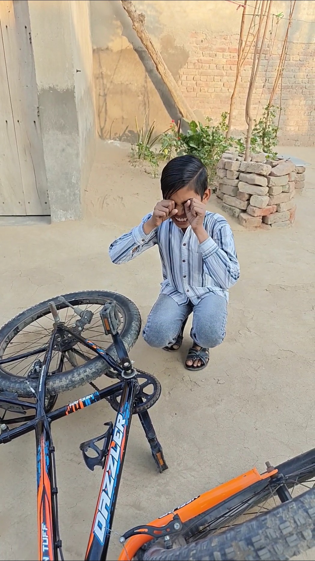 Meri Cycle Tod Di ? Shantanu ne ? #shorts