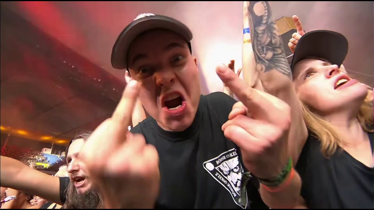 Böhse Onkelz Keine Amnestie für MTV (Live Waldstadion 2018) YouTube Böhse Onkelz Keine Amnestie für MTV (Live Waldstadion 2018) YouTube