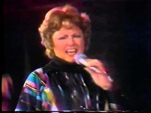 Anita O'Day, Boogie Blues, Wave, 1978 TV - YouTube