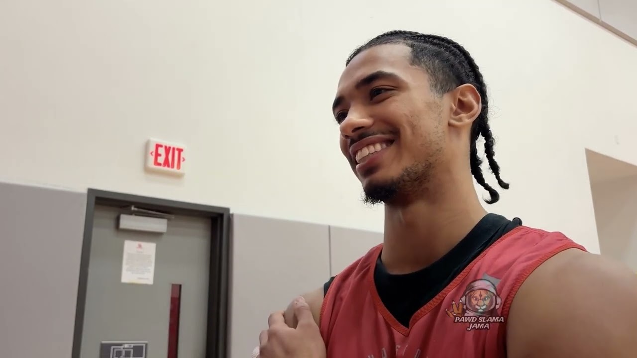 Игрок команды Houston Cougars Милош Узан рассказывает об улучшениях в преддверии игр в конференци...