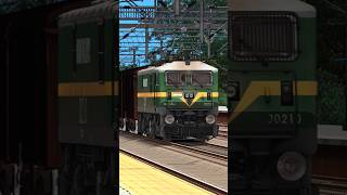 WAG-9 High Speed Crossing Railway Line | BUMPY RAILROAD | Train Crossing Simulator | Train #shorts