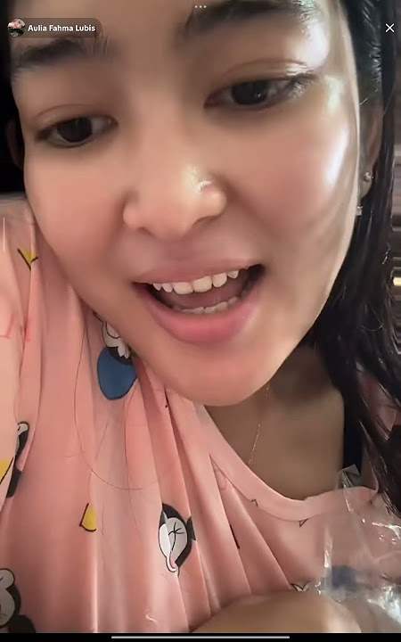 Aulia Fahma Lubis Live Hot paha sexy tembem belahan pink mulus montok empuk kenyal pulen bkin tegang