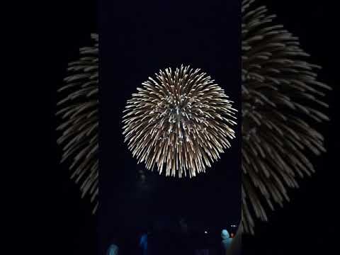 濃尾大花火 岐阜県羽島市 / 濃尾大橋北 木曽川河畔 2018年8月14日(火) camera iphone 8 plus apk