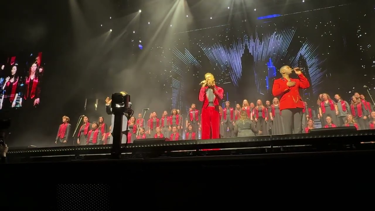 Pentatonix with choir hallelujah 12/7/2025 Belmont park, ny 
